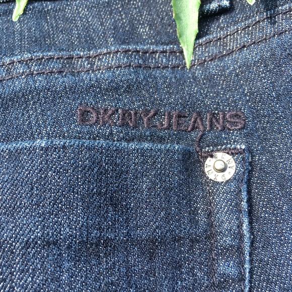 👖HOST PICK👖DKNY JEANS NWOT - Picture 6 of 8